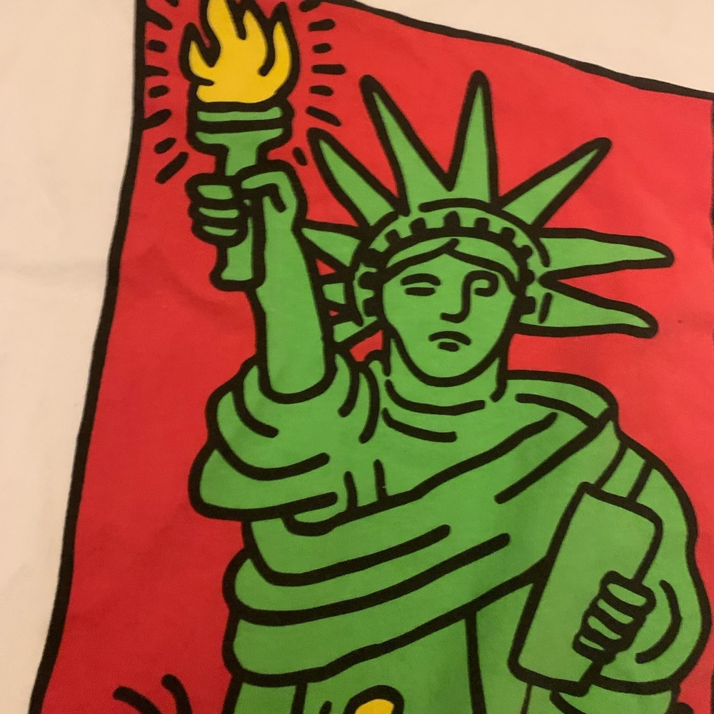 Keith Haring X NYC X Uniqlo Grapic tee